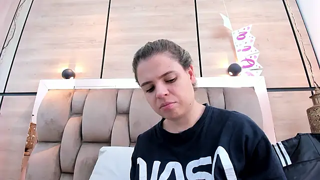 dorothy vegga online show from 02-20-26, 03:14