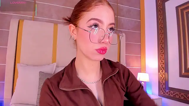 Snapshot of AbigailCarter chatting on 10-05-25, 10:40 AbigailCarter online show from 10-05-25, 10:40