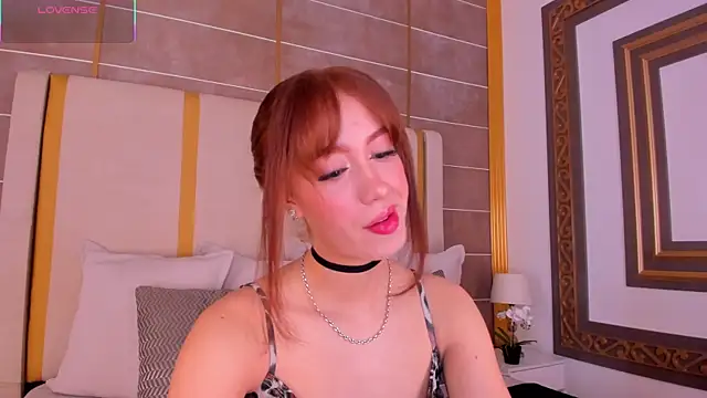 Snapshot of AbigailCarter chatting on 11-28-25, 11:40 AbigailCarter online show from 11-28-25, 11:40