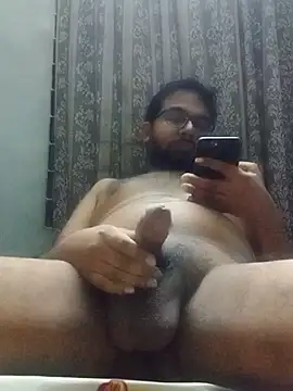 akash125800 online show from 09-19-25, 08:20