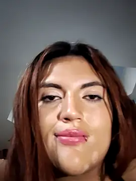 Snapshot of becca_diamond chatting on 02-21-25, 04:40 becca diamond online show from 02-21-25, 04:40