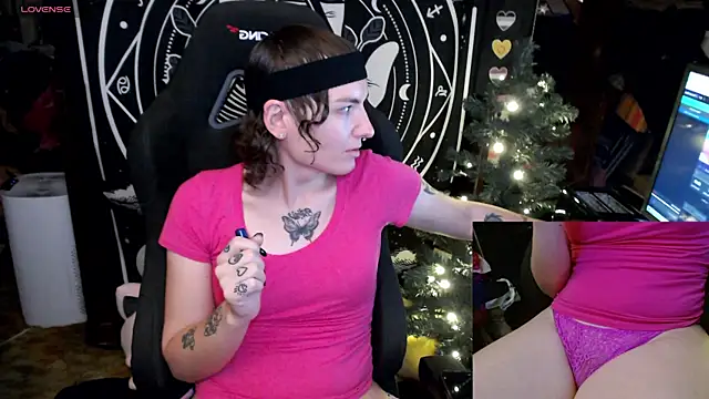 BrandiWRLD 999 online show from 12-25-24, 07:02