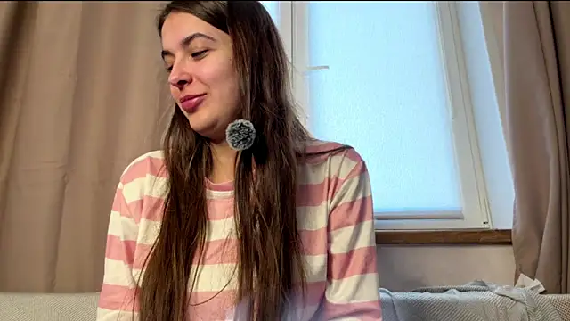 elisa moon online show from 05-17-26, 02:57