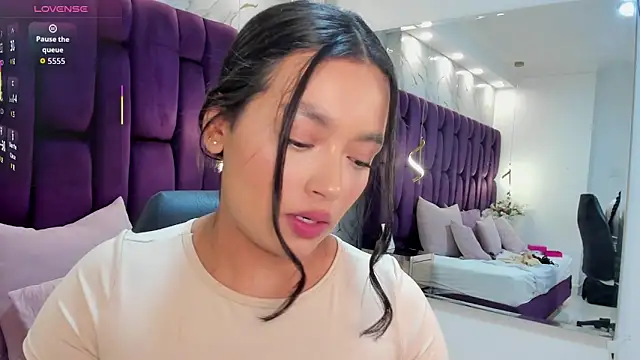 emma carterr1 online show from 04-12-26, 04:12