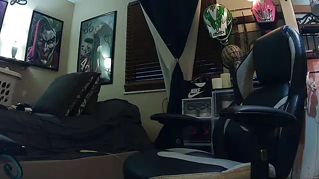 slutty guy12 online show from 03-06-25, 12:10