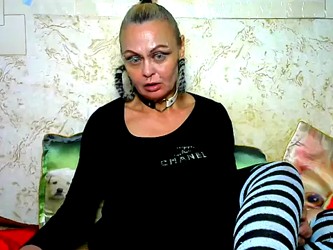 Gardener of Illusions online show from 05-11-26, 11:24