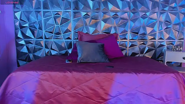 keendaall online show from 02-08-25, 01:11