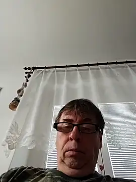 Lisak951 online show from 05-19-26, 03:40