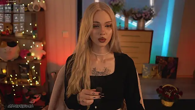 ManiFreyja online show from 04-25-26, 08:50