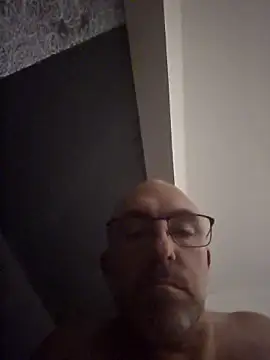 Crosss-23cm online show from 11-12-25, 07:57