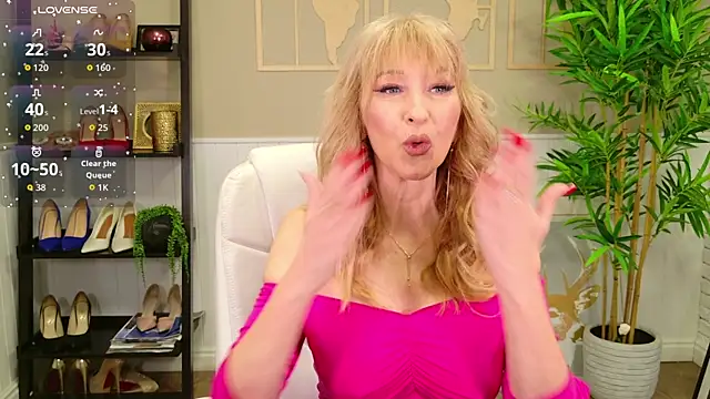 LadyLeea online show from 04-06-26, 04:46