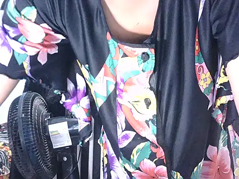 Snapshot of pornstarbrezillian chatting on 01-17-25, 03:53 pornstarbrezillian online show from 01-17-25, 03:53