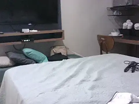 Snapshot of pornstarbrezillian chatting on 02-06-25, 10:43 pornstarbrezillian online show from 02-06-25, 10:43