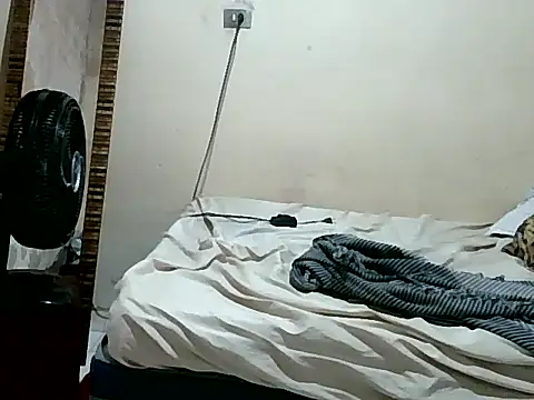 Snapshot of pornstarbrezillian chatting on 09-22-25, 03:25 pornstarbrezillian online show from 09-22-25, 03:25