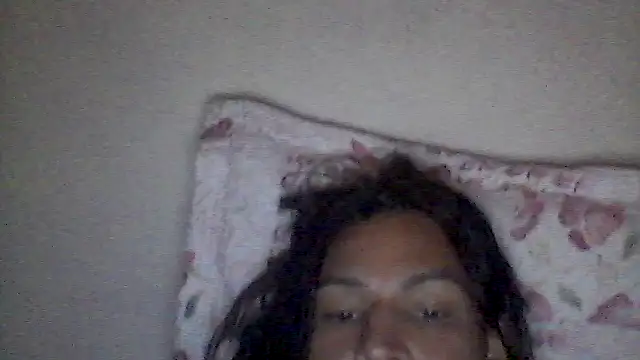 Snapshot of pornstarbrezillian chatting on 09-30-25, 01:05 pornstarbrezillian online show from 09-30-25, 01:05