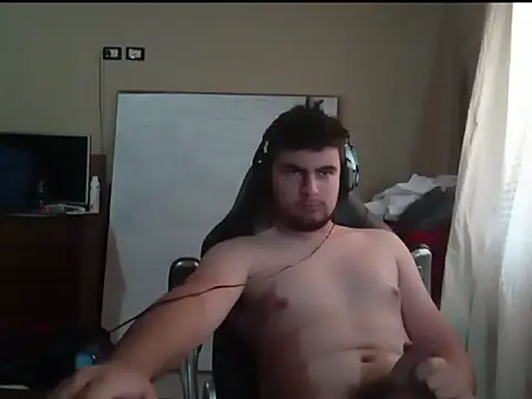 Snapshot of enzis3 chatting on 10-31-25, 03:57 enzis3 online show from 10-31-25, 03:57