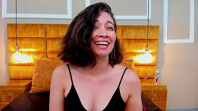 Snapshot of adarussell chatting on 01-20-25, 04:23 adarussell online show from 01-20-25, 04:23