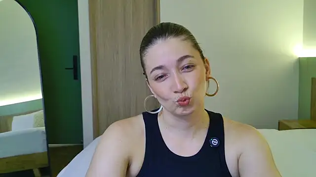 Snapshot of adarussell chatting on 06-15-26, 08:22 adarussell online show from 06-15-26, 08:22