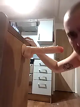 xhamyou69xxx online show from 05-12-26, 07:55