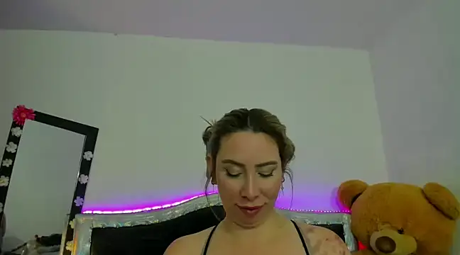 JanneKim online show from 01-14-25, 01:15