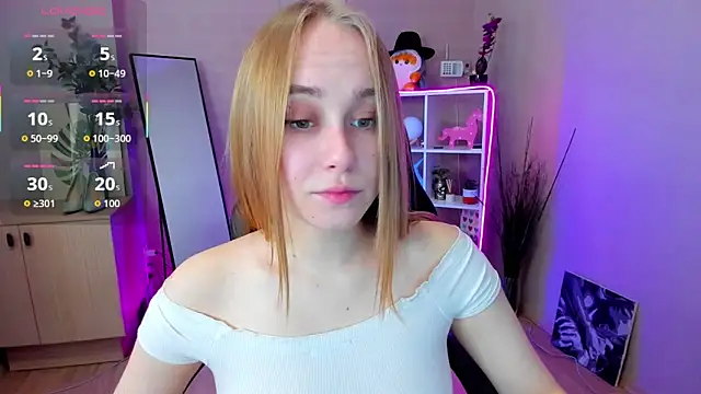 LianaBright online show from 04-25-26, 02:03