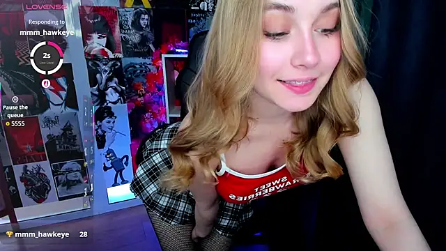 Snapshot of LianaBright chatting on 05-02-26, 01:43 LianaBright online show from 05-02-26, 01:43