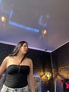 Paloma  LS online show from 10-27-25, 02:10