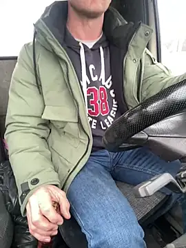 Snapshot of AlexGWoW chatting on 01-10-25, 08:40 AlexGWoW online show from 01-10-25, 08:40