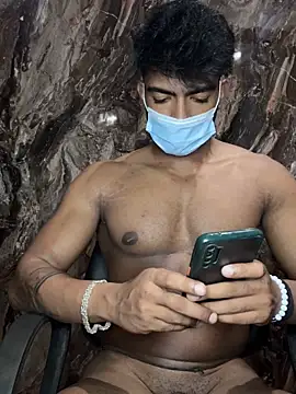 rony6663 online show from 10-31-25, 06:20