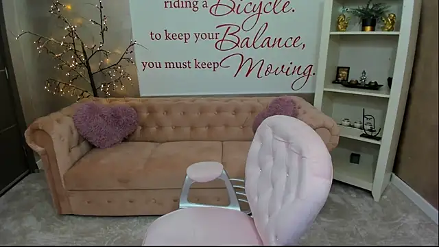 Snapshot of nicolee___19 chatting on 12-11-24, 07:14 nicolee 19 online show from 12-11-24, 07:14