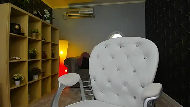 Snapshot of nicolee___19 chatting on 01-09-25, 12:25 nicolee 19 online show from 01-09-25, 12:25