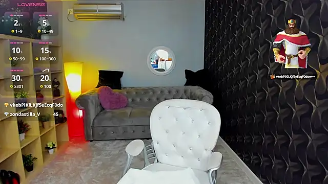 Snapshot of nicolee___19 chatting on 03-11-25, 10:31 nicolee 19 online show from 03-11-25, 10:31