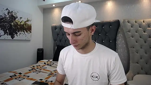 Snapshot of MrWilliseo chatting on 03-03-25, 07:17 MrWilliseo online show from 03-03-25, 07:17