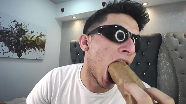 Snapshot of MrWilliseo chatting on 03-03-25, 10:31 MrWilliseo online show from 03-03-25, 10:31