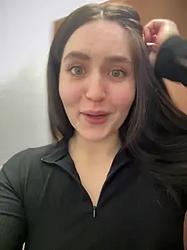 Snapshot of meow_girl chatting on 02-16-25, 10:54 meow girl online show from 02-16-25, 10:54