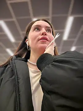 meow girl online show from 02-10-26, 11:03