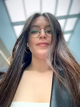 meow girl online show from 04-07-26, 09:54