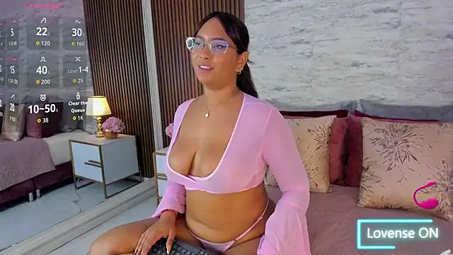 Snapshot of MadisonHunter2024 chatting on 11-07-25, 08:09 MadisonHunter2024 online show from 11-07-25, 08:09