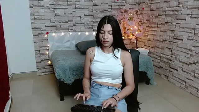 Snapshot of Vanse_lust chatting on 12-06-24, 12:56 Vanse lust online show from 12-06-24, 12:56