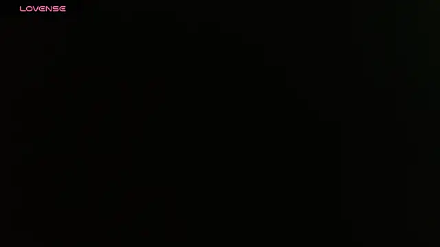 Snapshot of Vanse_lust chatting on 02-20-25, 02:40 Vanse lust online show from 02-20-25, 02:40