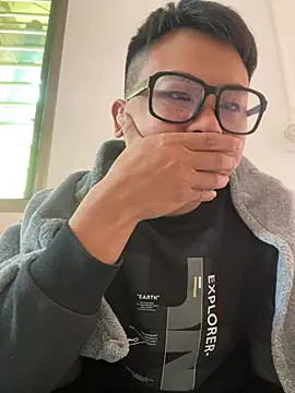 Snapshot of lixiaoshuai8 chatting on 01-19-26, 04:38 lixiaoshuai8 online show from 01-19-26, 04:38