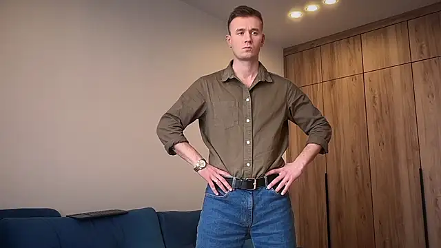 cute mark online show from 04-22-26, 07:33