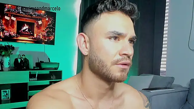 Maximo Marcelo online show from 12-22-24, 12:16