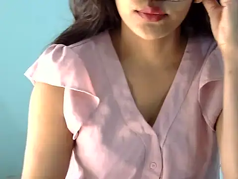 Nehasingh2024 online show from 11-11-25, 08:03