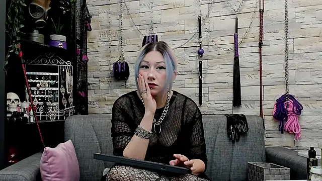 CruelMistress online show from 12-19-25, 12:28