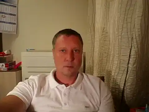 Snapshot of c6tm5 chatting on 10-08-25, 07:06 c6tm5 online show from 10-08-25, 07:06