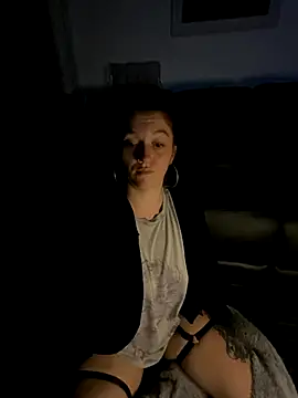 Snapshot of Stoner_BarbieXX chatting on 11-22-25, 10:53 Stoner BarbieXX online show from 11-22-25, 10:53