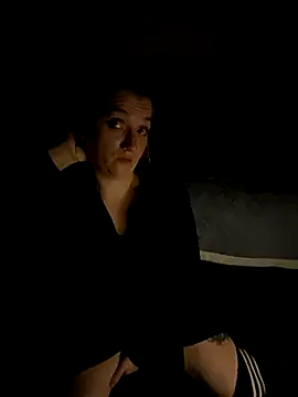 Snapshot of Stoner_BarbieXX chatting on 12-14-25, 10:47 Stoner BarbieXX online show from 12-14-25, 10:47