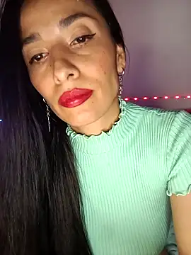 chloewildd  online show from 05-10-26, 10:26