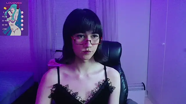 Snapshot of lewd_pillows chatting on 03-15-25, 07:59 lewd pillows online show from 03-15-25, 07:59